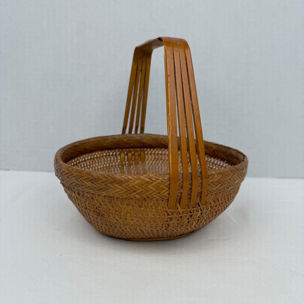 Vintage Woven Bamboo Basket Round Arched Handle Star Base Brown 8.5 Inch